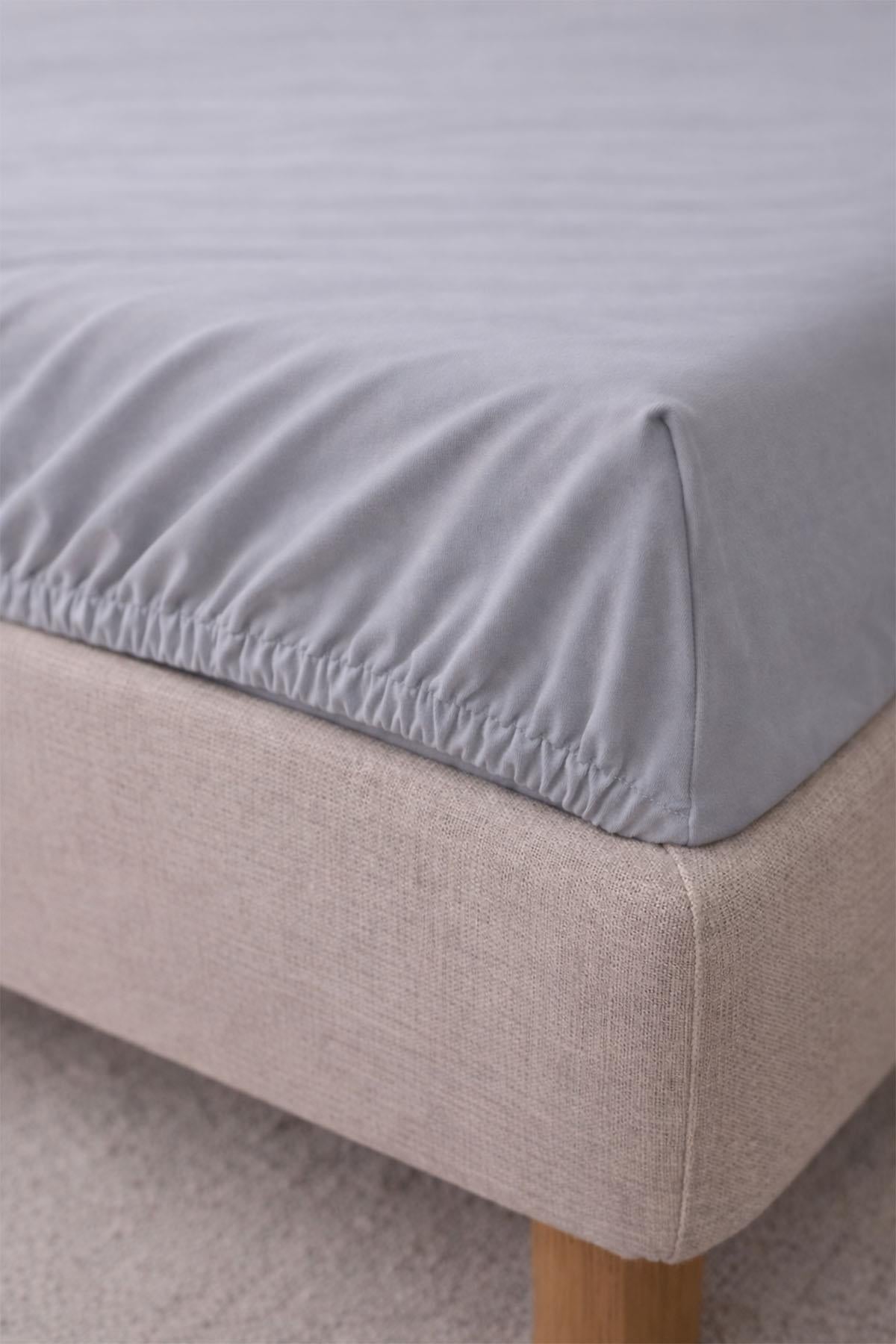 Drap-housse basique en satin de coton, taille super king (200 x 200 cm)