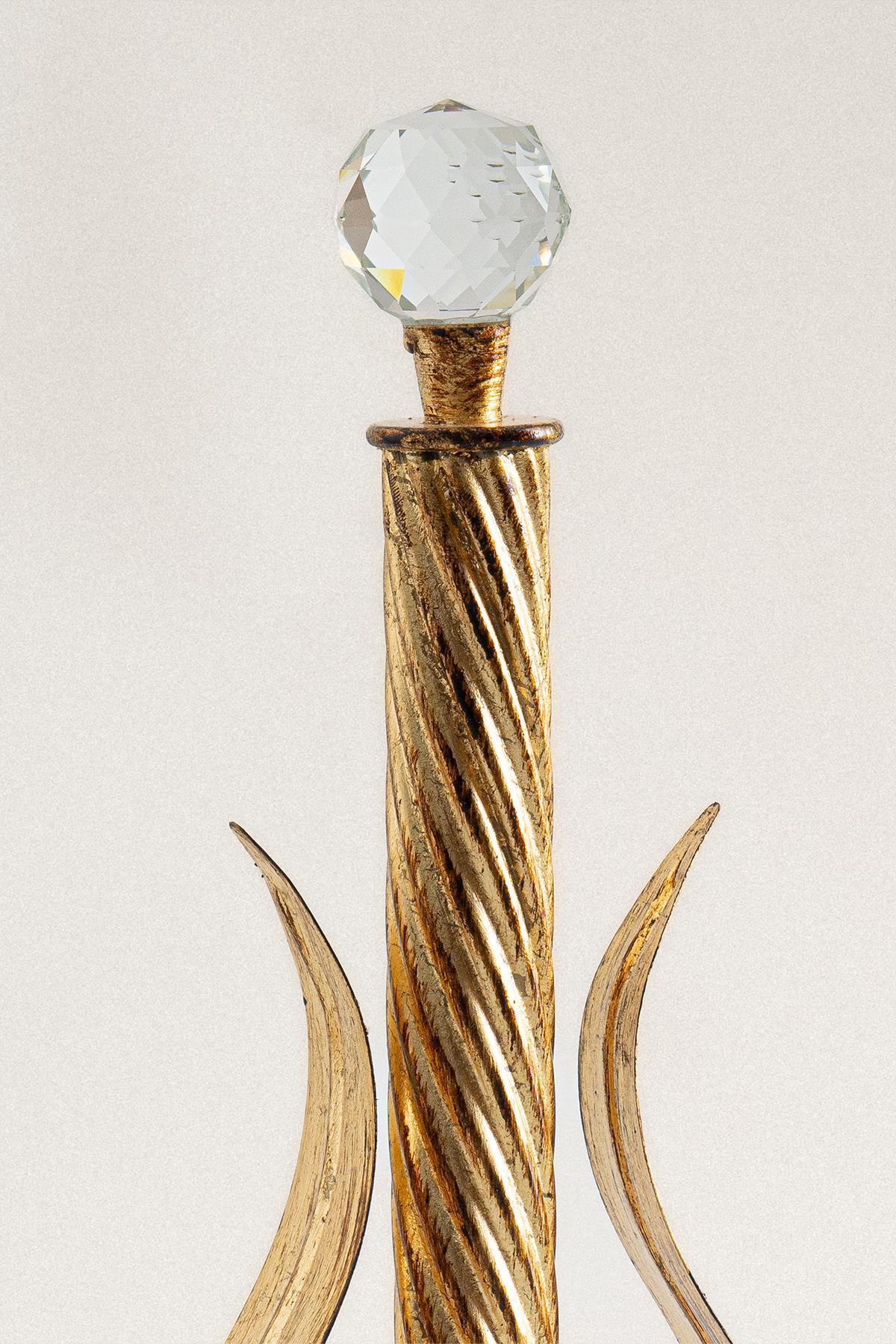 Porte-essuie-tout Crystal avec détails dorés - Nazik Home - De la valeur pour mon foyer !
