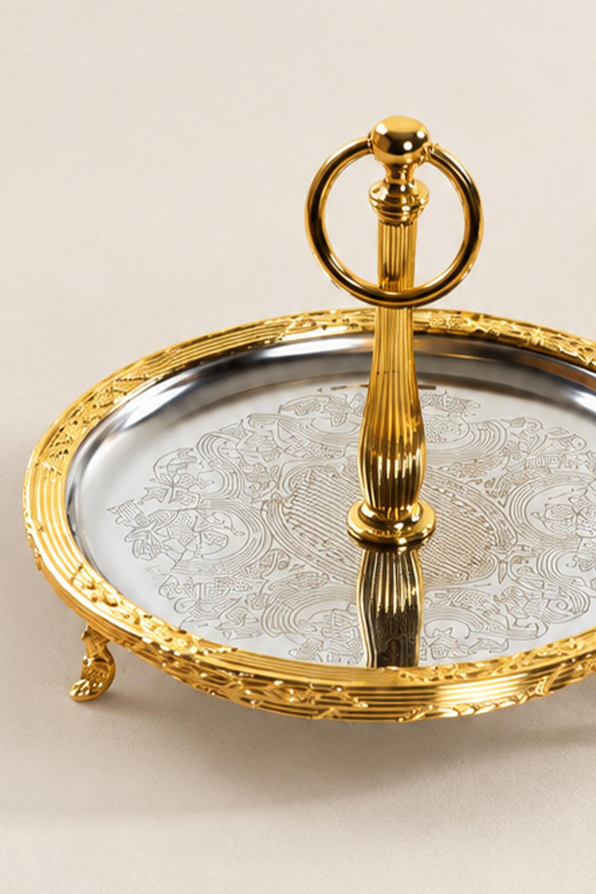 Plateau de service Kessa avec poignées à détails dorés (19 cm)