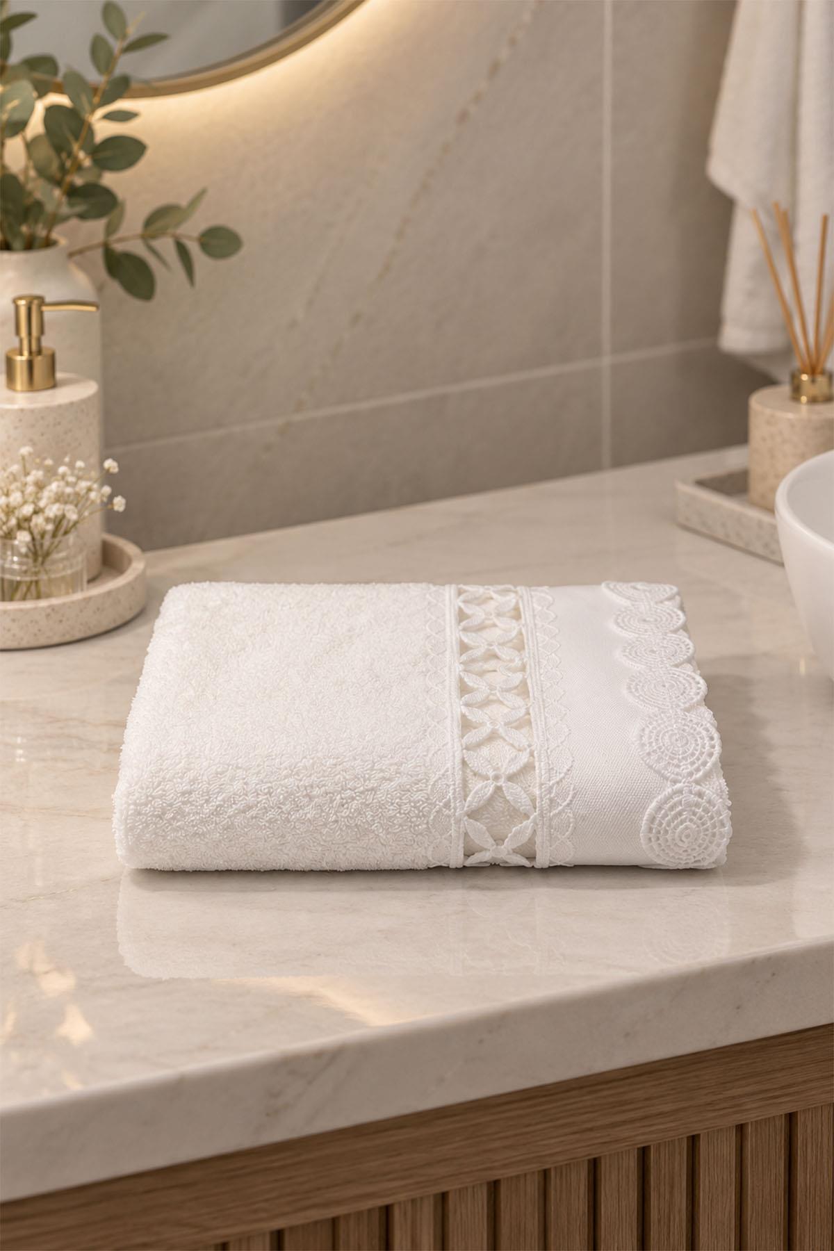 Serviette brodée Elizabeth (30 x 50 cm)