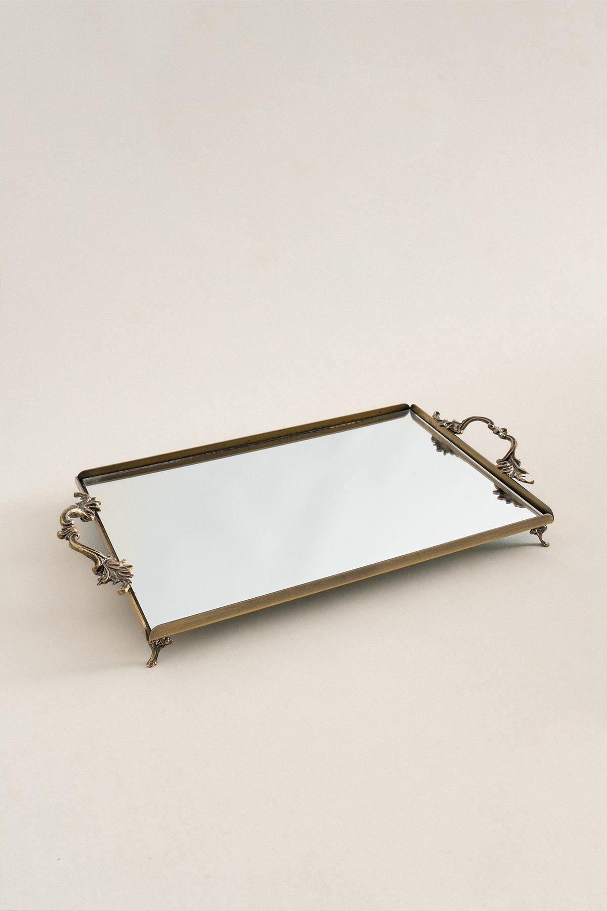 Grand plateau rectangulaire décoratif avec poignées élégantes en métal, finition vieillie et surface miroir