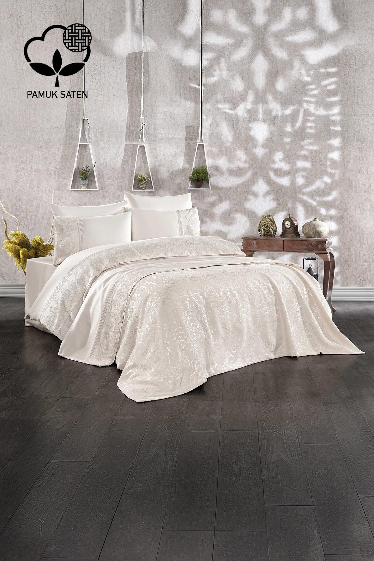 Parure de lit avec couvre-lit en satin de coton jacquard et guipure Marissa - Nazik Home - De la valeur pour mon foyer !