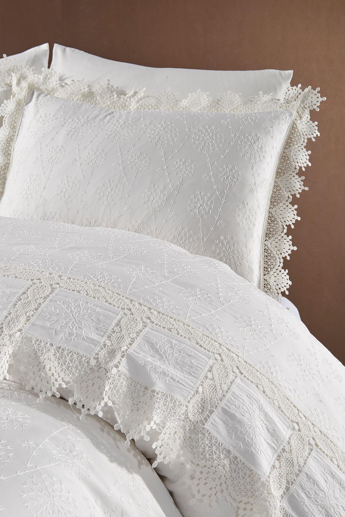 Ensemble de housse de couette 6 pièces Mirage en satin de coton bordé de dentelle, taille super king
