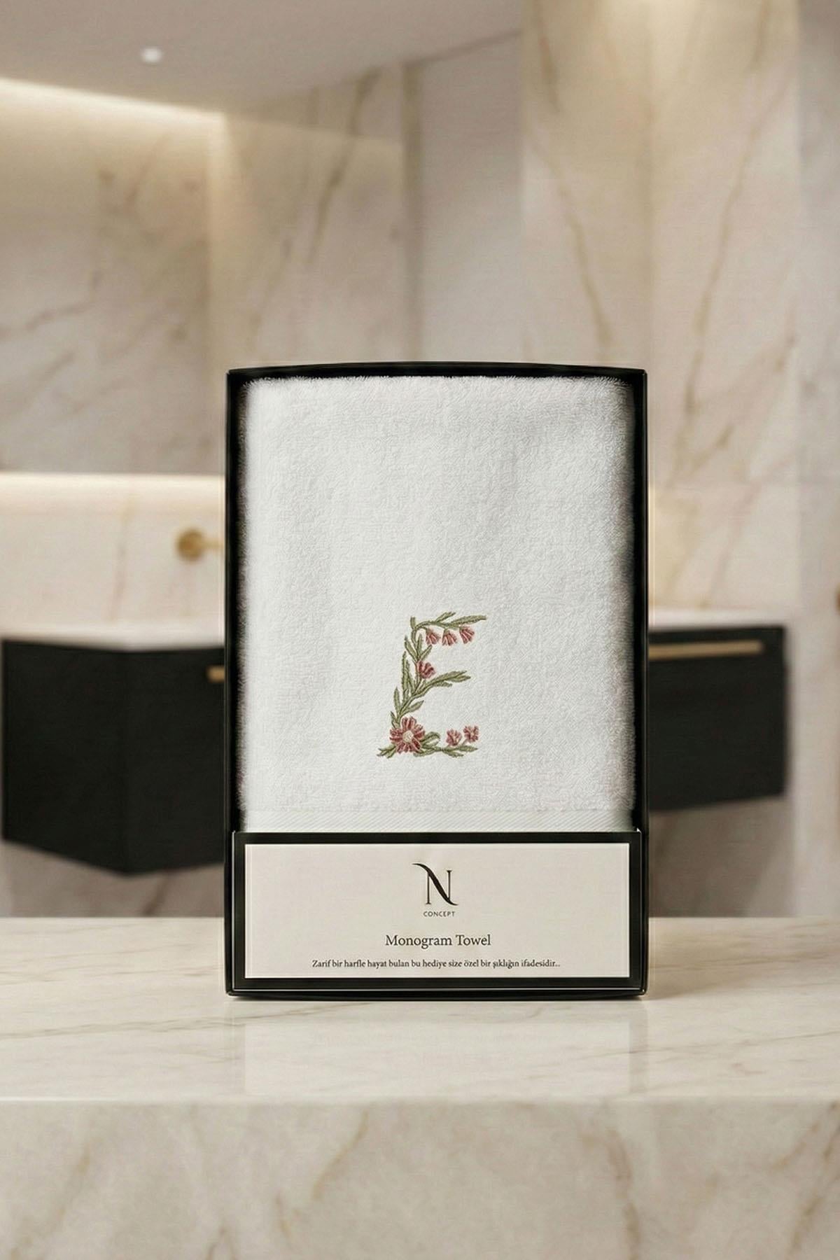 Serviette de visage en bambou avec broderie monogramme (50 x 90 cm)