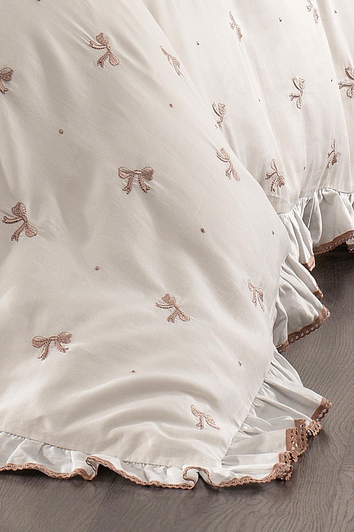 Parure de lit 4 pièces Serena en satin de coton avec broderies nœuds pour lit simple
