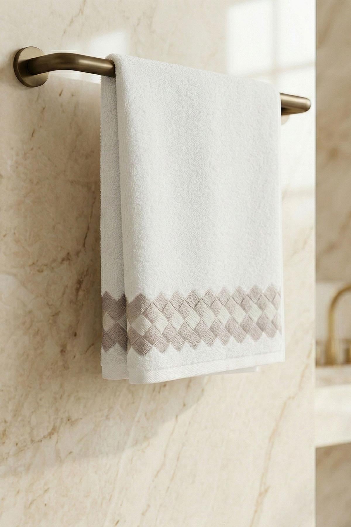 Essuie-mains brodé Benita motif épi (30 x 50 cm)