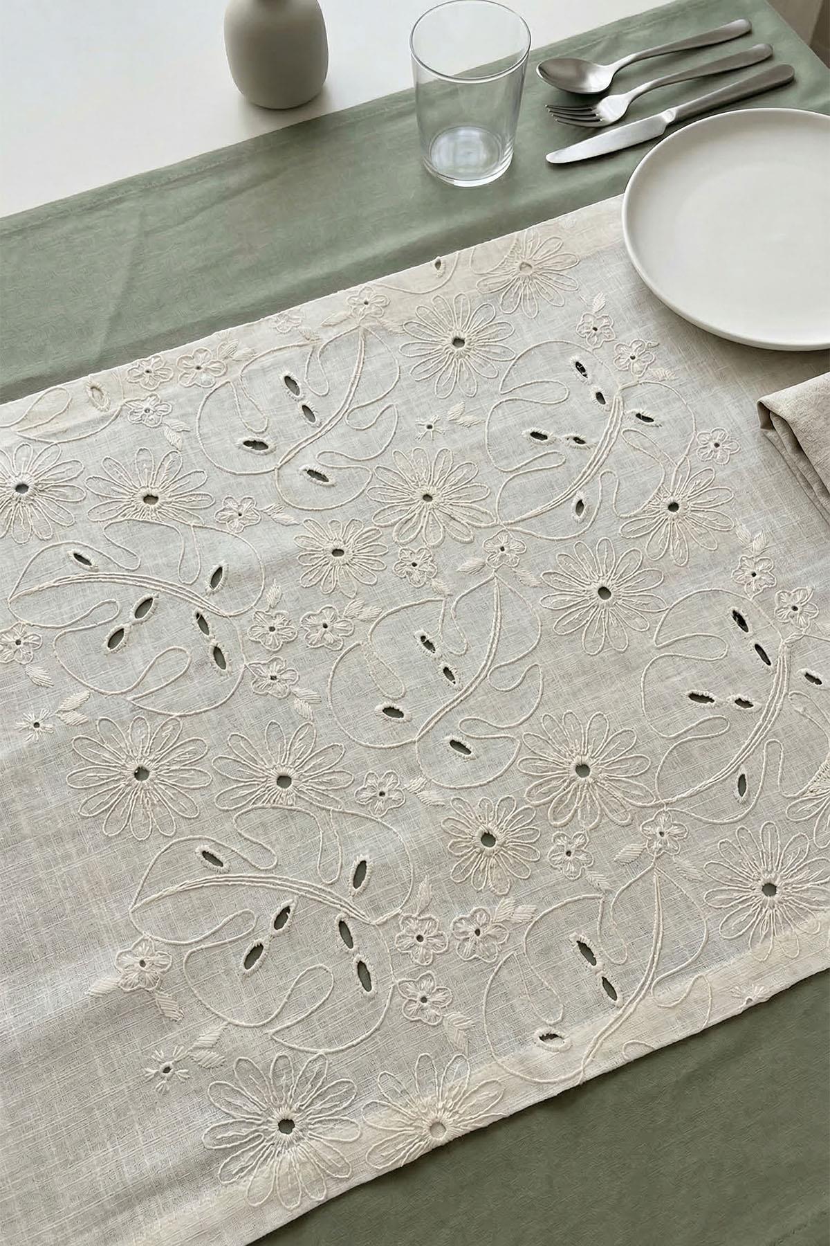 Runner Britain brodé antitache sans repassage (40 x 120 cm)