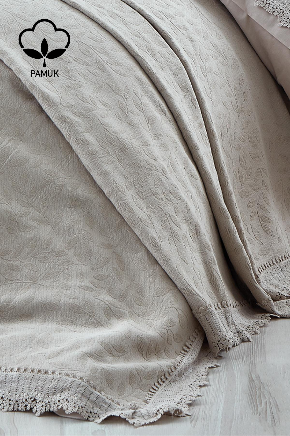 Ensemble de linge de lit Cadiz 7 pièces pour lit double avec dentelle et couvre-lit