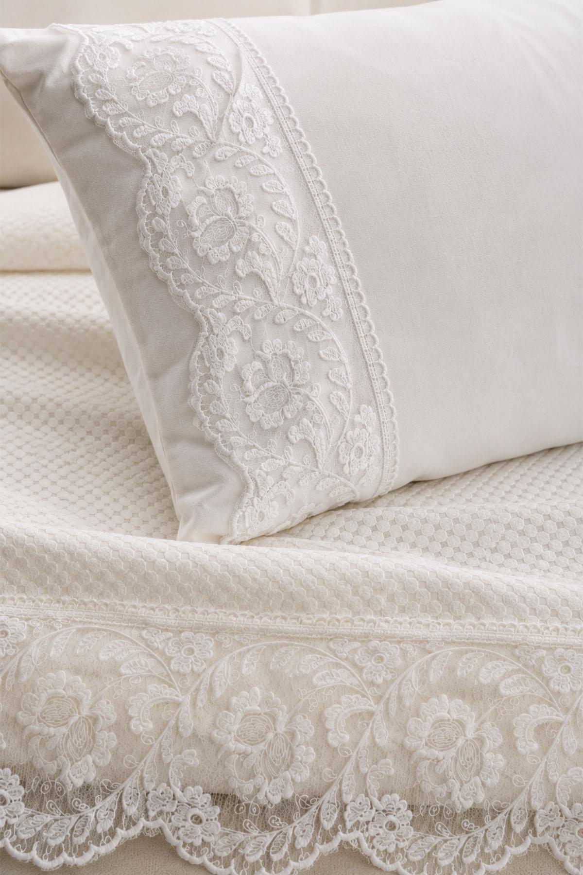Ensemble de couvre-lit 4 pièces pour lit double Dolce Dantelli