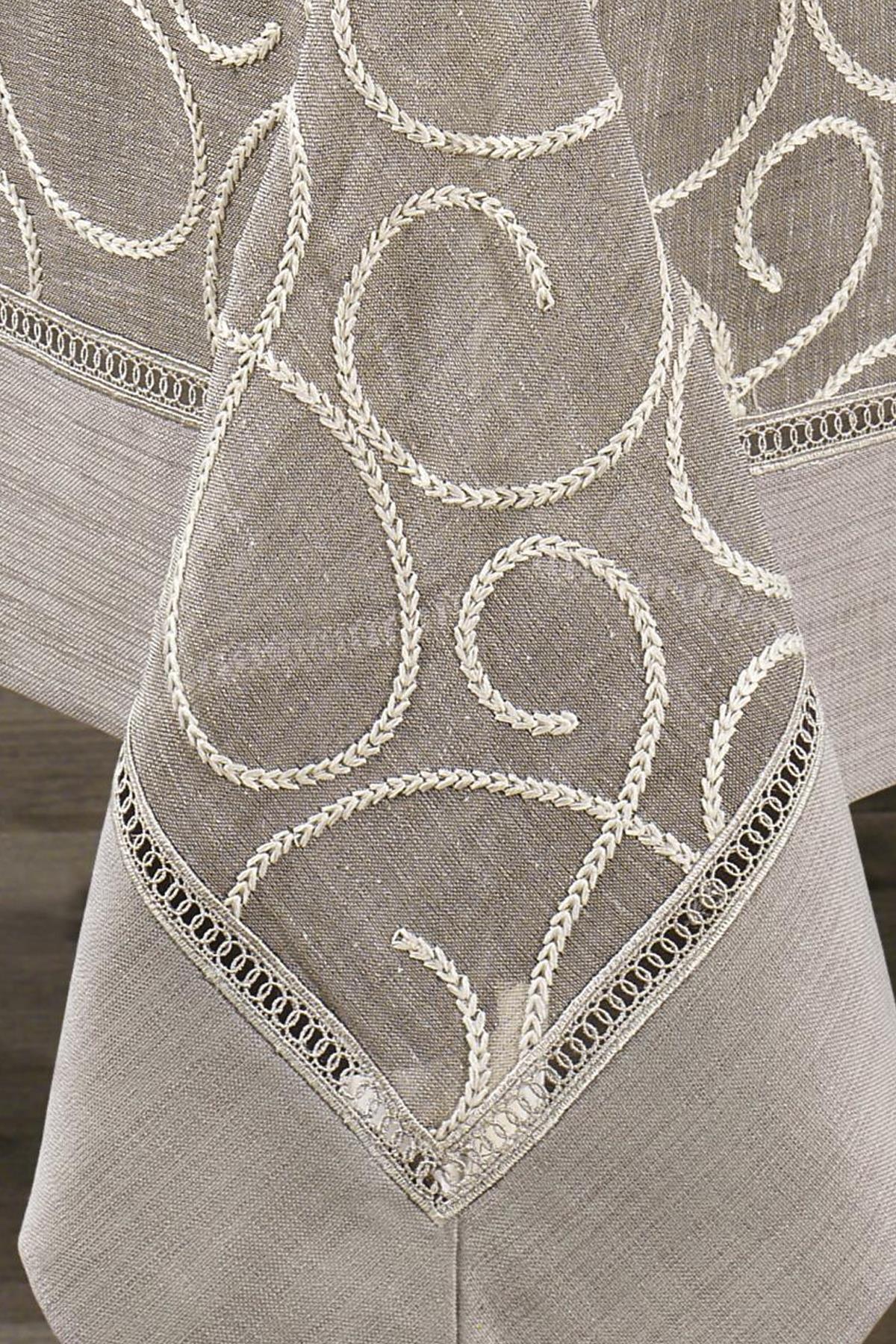 Nappe crème à motifs, antitache, avec détails brodés élégants, 160x260 cm