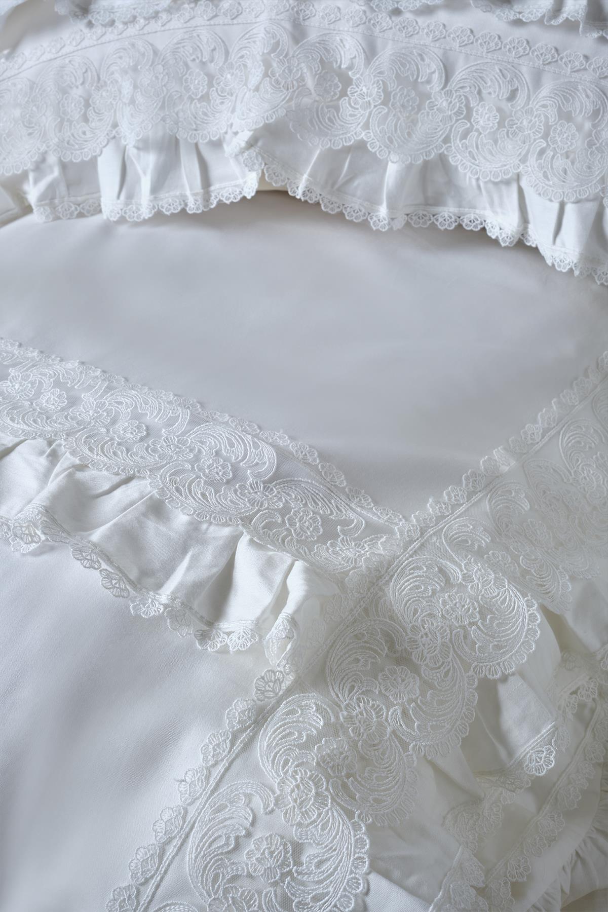 Parure de lit simple 4 pièces Helen Lace en satin de coton