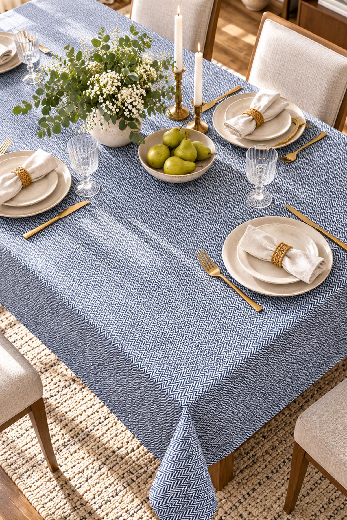 Nappe laminée, résistante aux taches et facile d'entretien (160 x 260 cm)