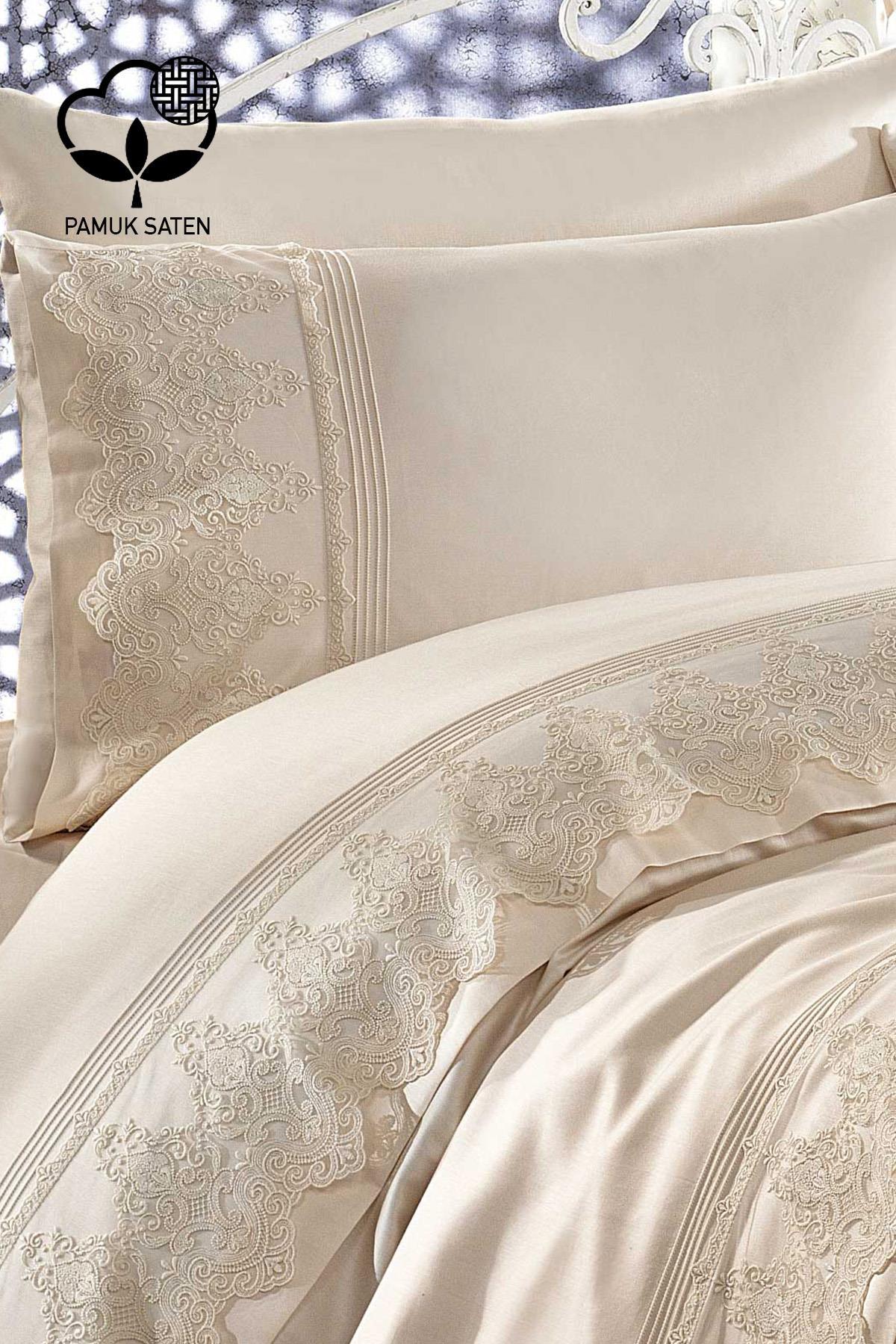 Parure de lit avec couvre-lit en satin de coton jacquard et guipure Marissa - Nazik Home - De la valeur pour mon foyer !