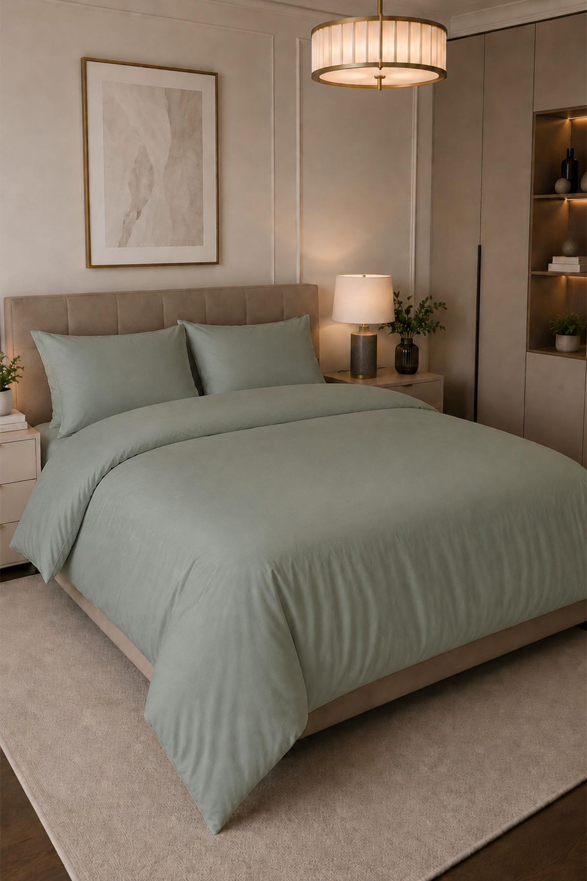 Parure de lit double 4 pièces en satin de coton uni Melodi