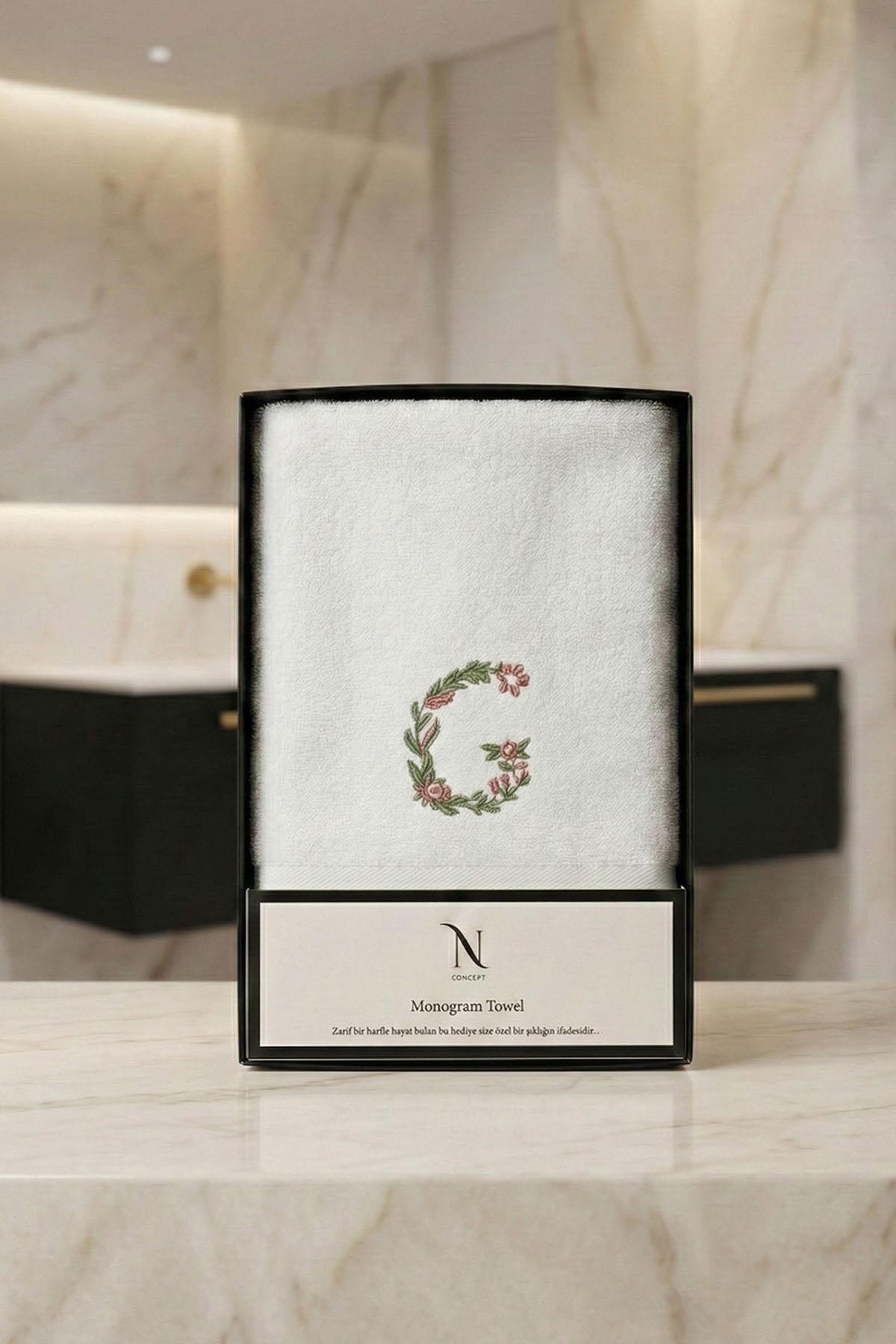 Serviette de visage en bambou avec broderie monogramme (50 x 90 cm)
