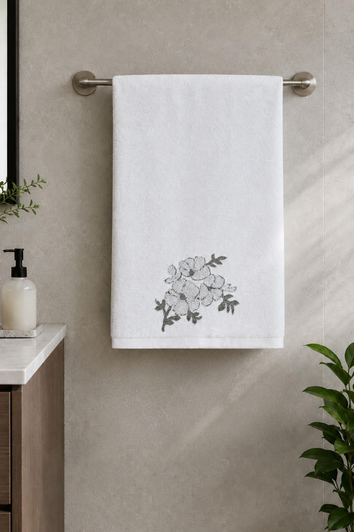 Essuie-mains à motif floral Nella (30 x 50 cm)