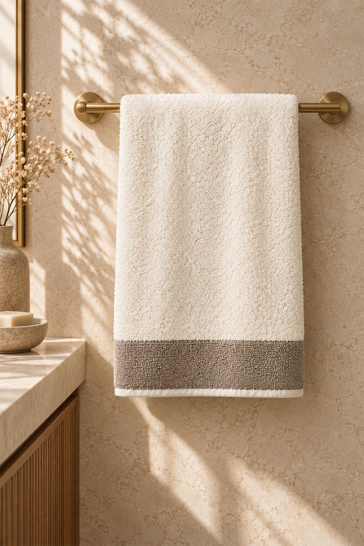 Serviette de bain moelleuse Pofina Low Twist (90 x 150 cm)