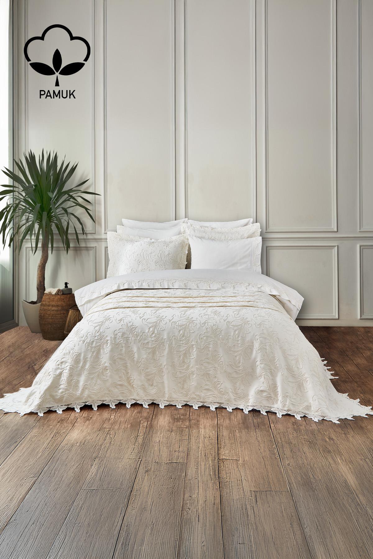 Ensemble de linge de lit 9 pièces Ribera avec broderies, comprenant housse de couette et couvre-lit pour lit double - Nazik Home - De la valeur pour mon foyer !