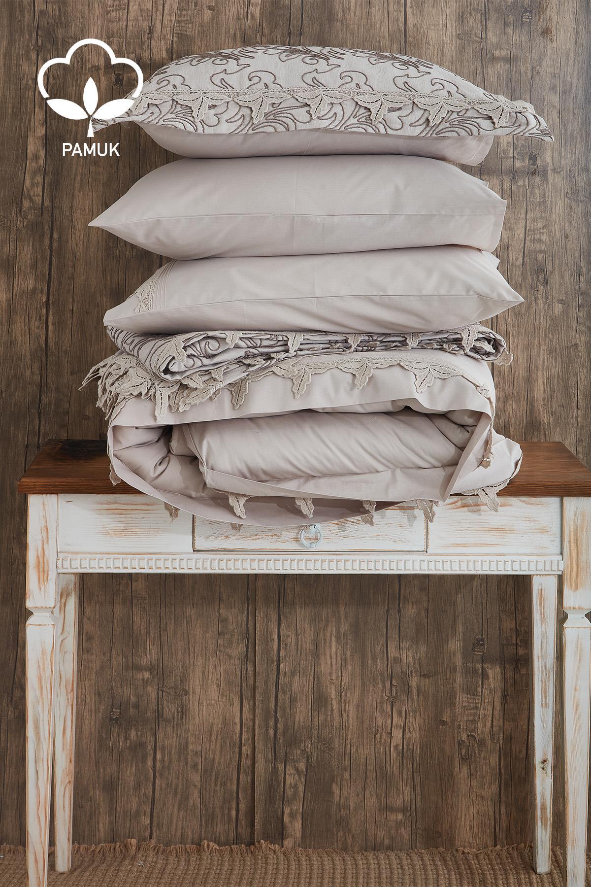 Ensemble de linge de lit 9 pièces Ribera avec broderies, comprenant housse de couette et couvre-lit pour lit double - Nazik Home - De la valeur pour mon foyer !