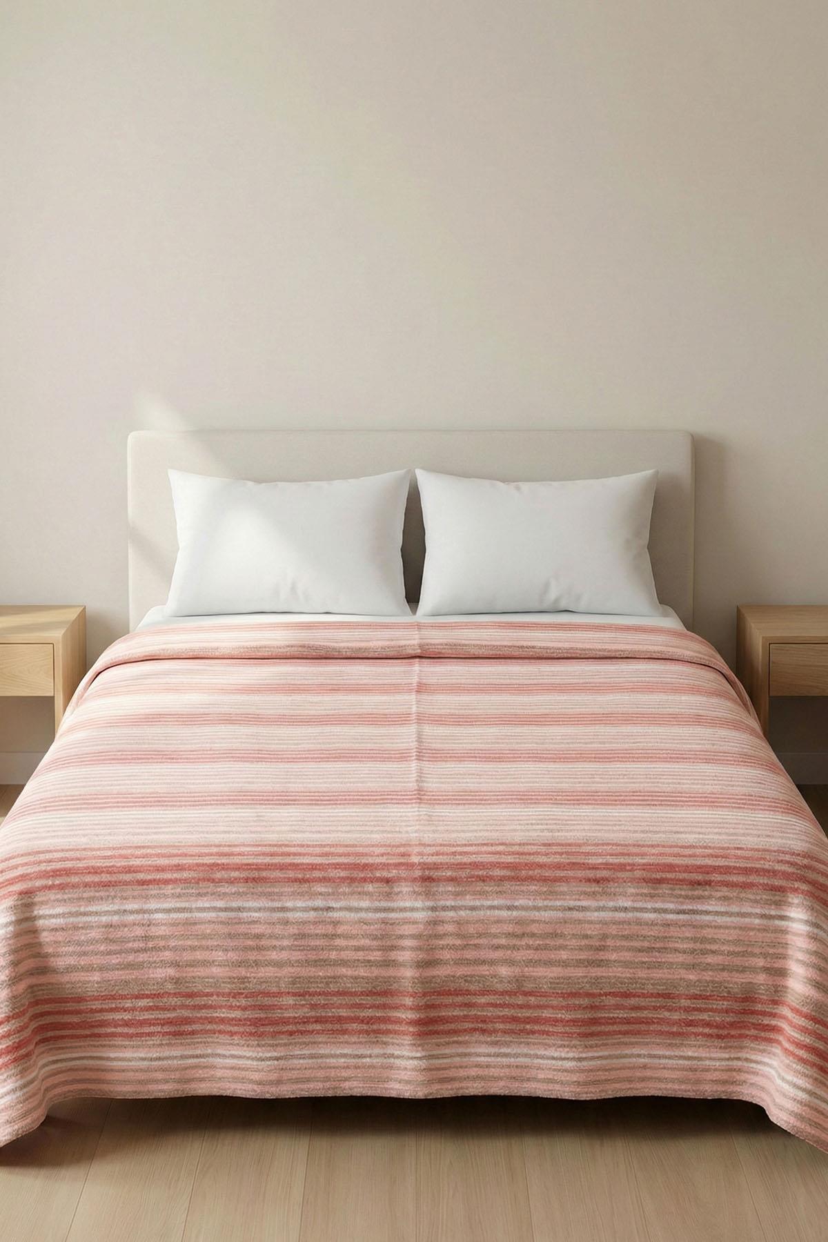 Couverture double à rayures tendance (180 x 220 cm)