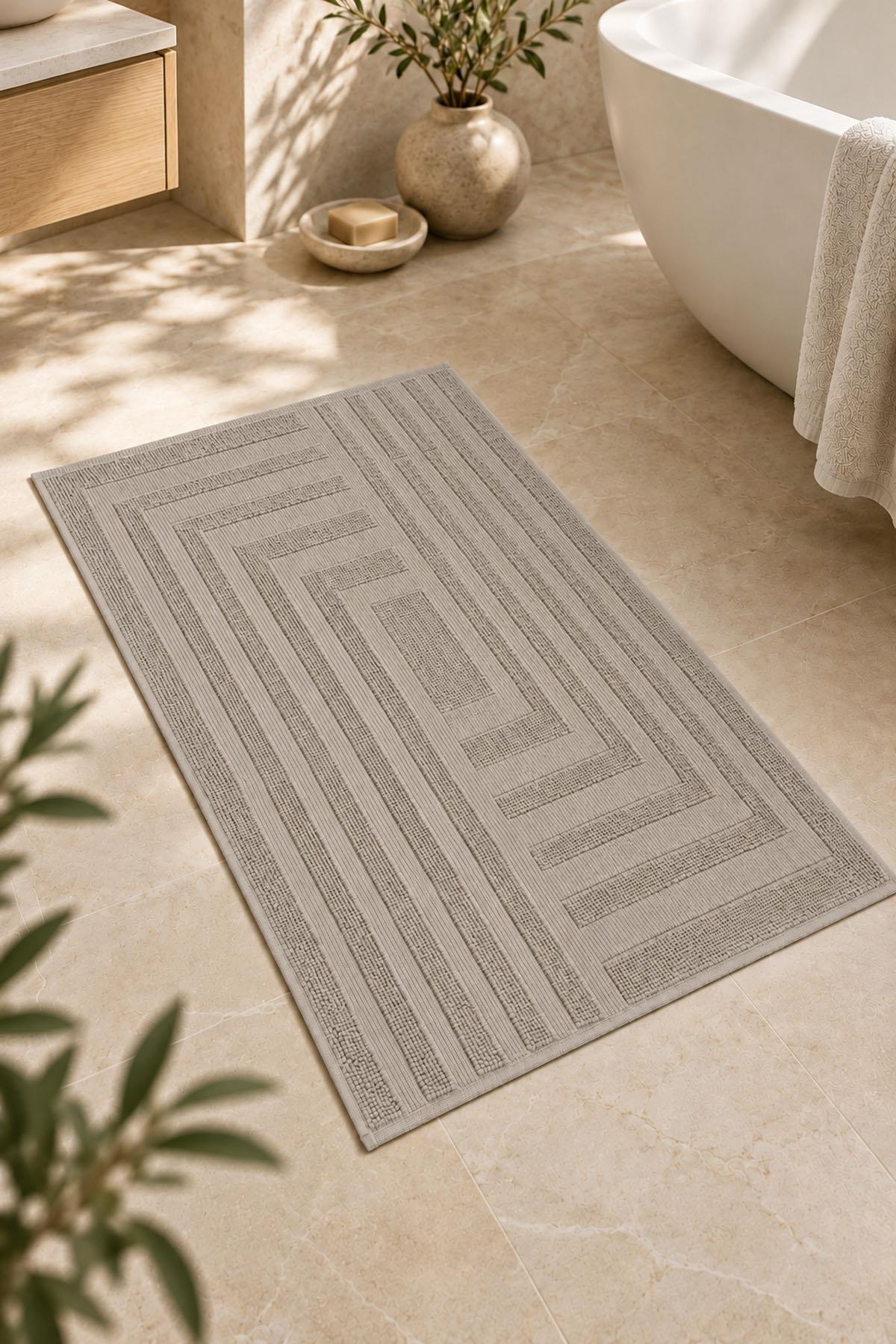 Serviette pour les pieds rayée Velora (50 x 80 cm)